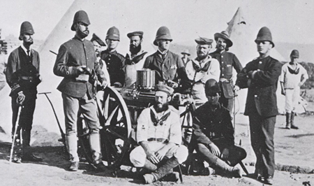 Royal Navy Officers wearing blue helmets. Far right of the photo shows a seaman also wearing the blue helmet. (Photo courtesy National Army Museum)